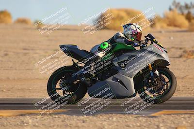 media/Dec-16-2023-CVMA (Sat) [[bb38a358a2]]/Race 13 Amateur Supersport Middleweight/